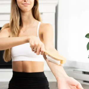 Brosse lymphatique sur manche en bambou
