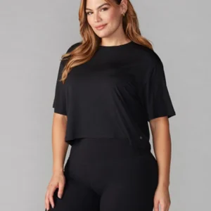Tavi Crop Top Women's Tee - Ebony